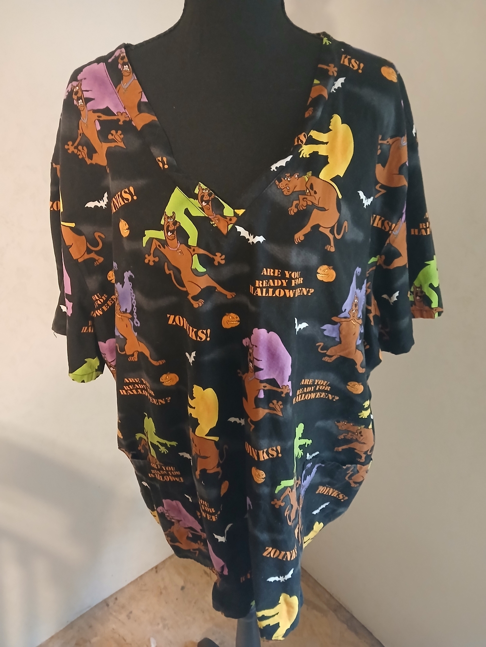 Halloween Scooby-Doo Themed V-Neck Top - Black with Orange, Green & Purple